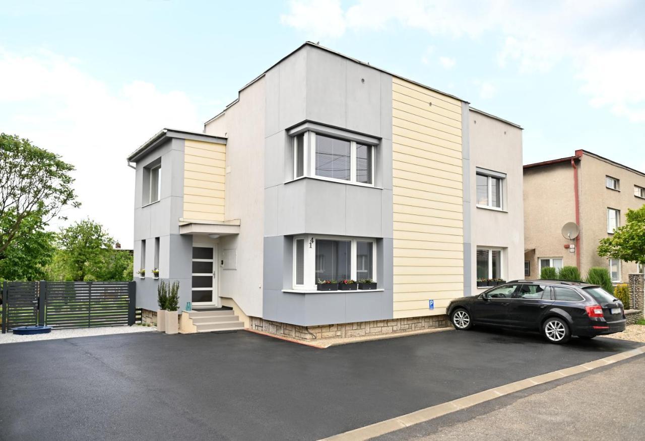 פרשוב Apartman 5Five מראה חיצוני תמונה