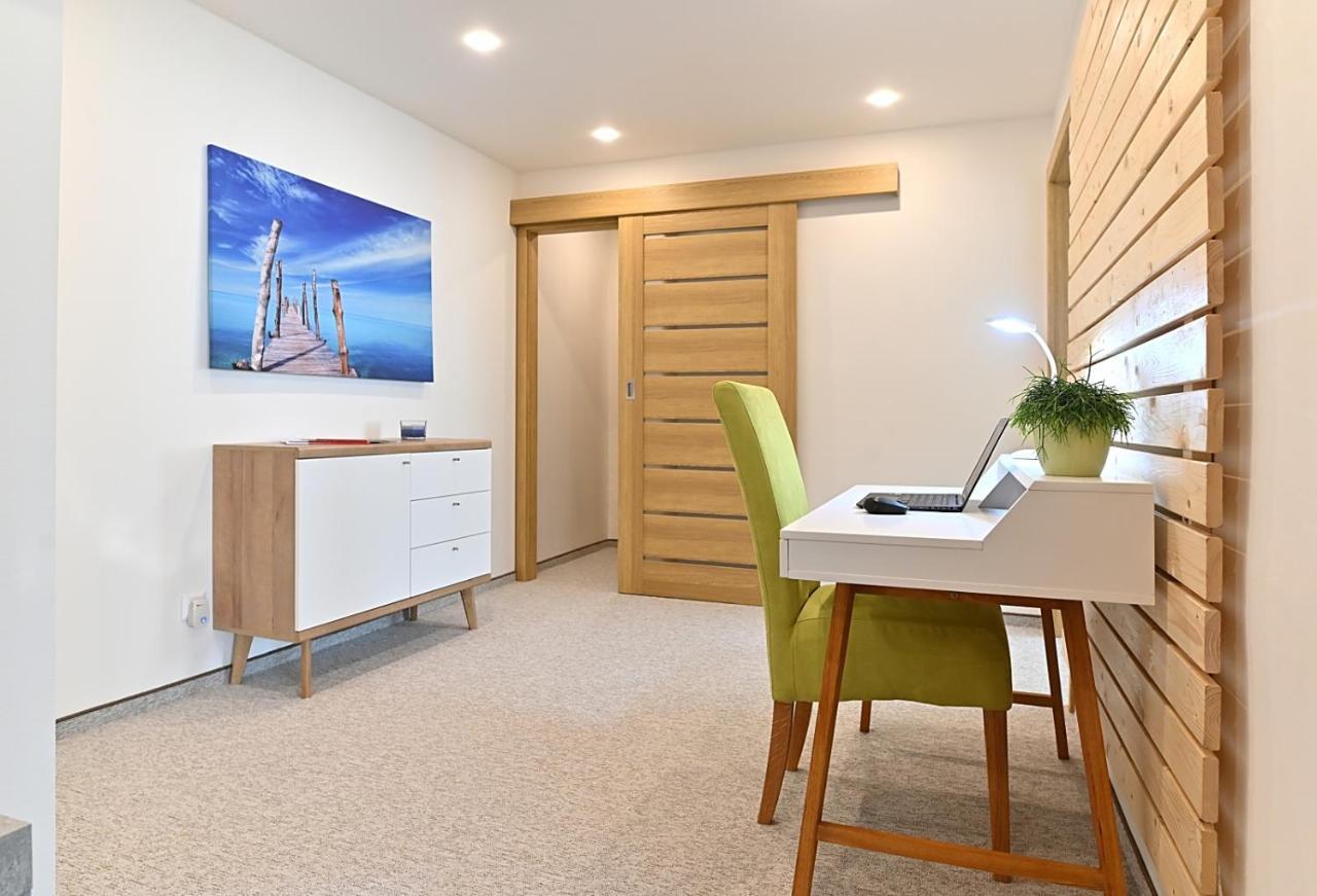 פרשוב Apartman 5Five מראה חיצוני תמונה
